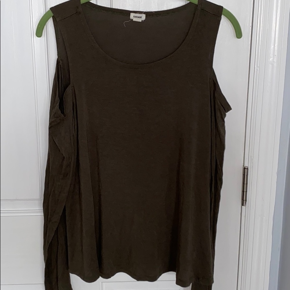 Army green off the shoulder long sleeve cotton top